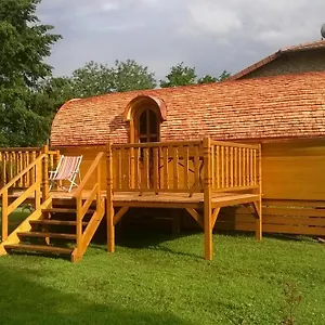 https://les-ronzieres-le-tonneau.hotels-rhonealpes.com